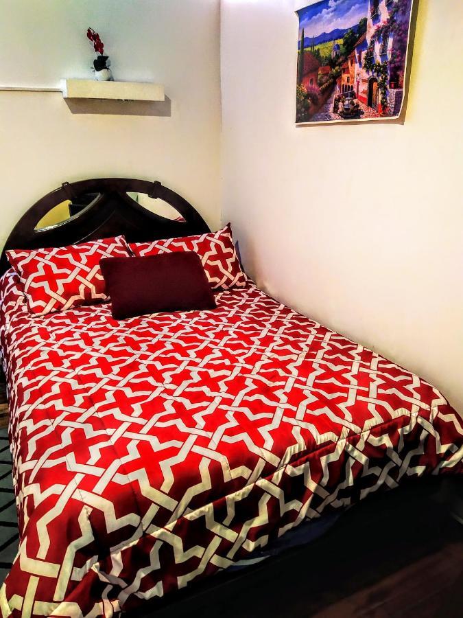 Hostal Latitud Ecuem 키토 외부 사진