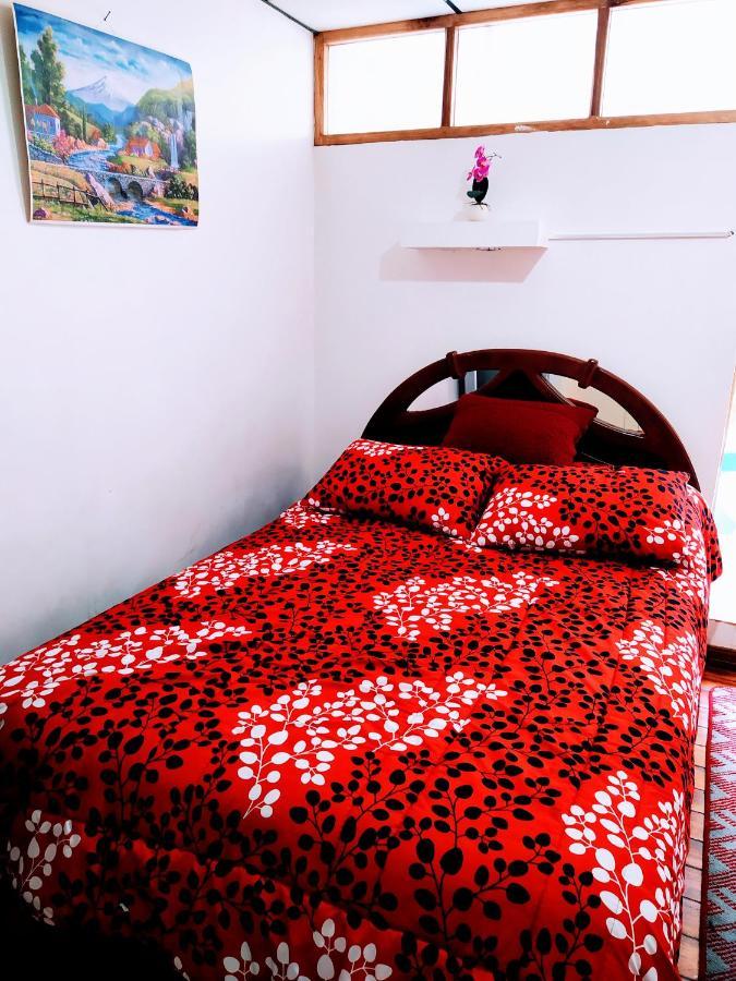 Hostal Latitud Ecuem 키토 외부 사진