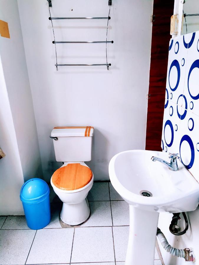 Hostal Latitud Ecuem 키토 외부 사진