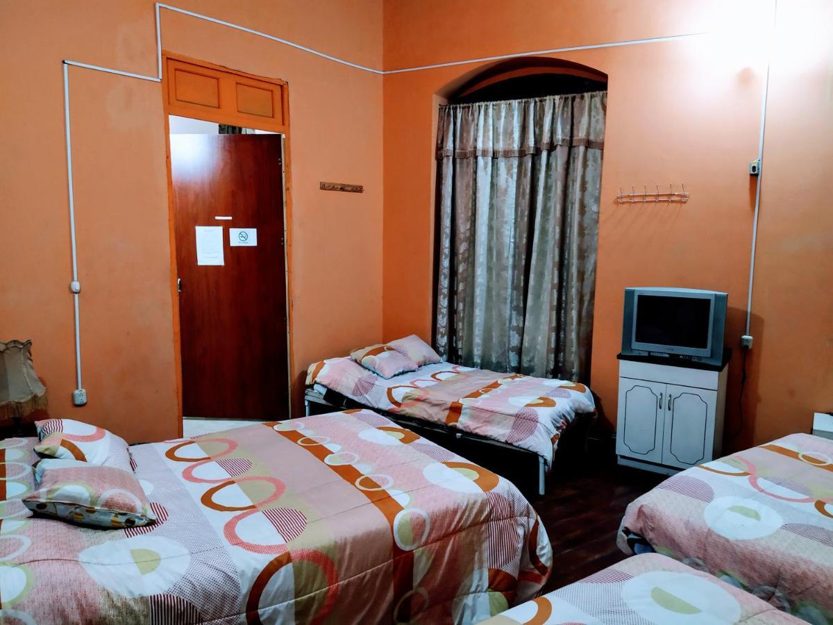 Hostal Latitud Ecuem 키토 외부 사진